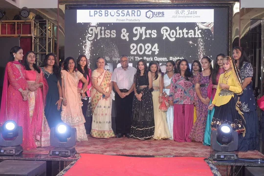 Fashion Show photo 1