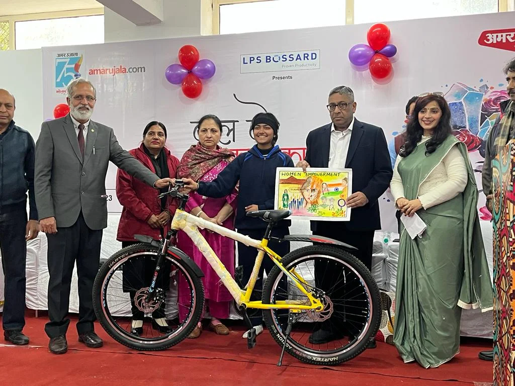 Painting Competition on Women Empowerment photo 5
